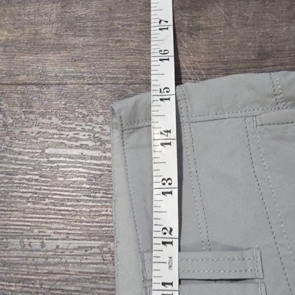 Marmot Hiking Shorts Women's Size 6 Khaki Grey Utility - Picture 4 of 8